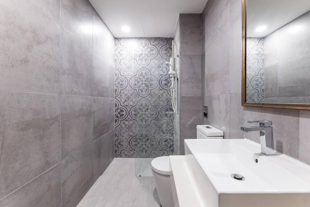 Апартаменти Arte Mont Kiara Duplex 4 Pax Jacuzzi Куала-Лумпур Екстер'єр фото